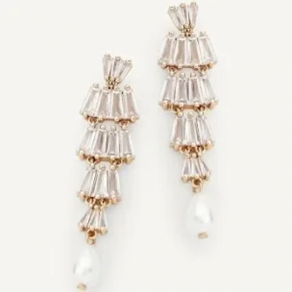 Elegant Gold-Tone Crystal Drop Earrings with Pearl Accent - White